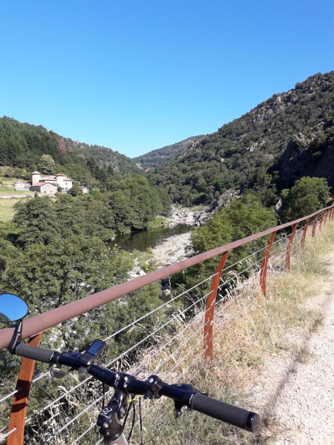 Bellevue Bed and Breakfast Saint-Paterne-Racan Εξωτερικό φωτογραφία